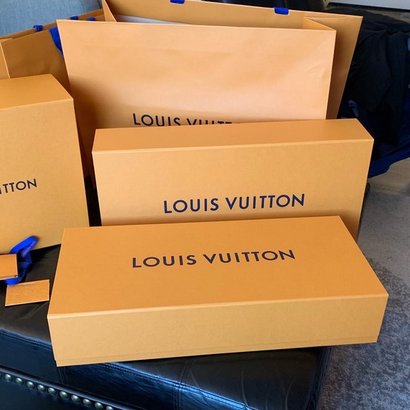 Louis Vuitton XXL box - Picture 1 of 4